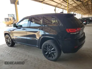 2020 Jeep Grand Cherokee Altitude z VIN 1C4RJFAG6LC384498, wystawiony jako Copart lot #57941785 z przebiegiem 46 948 mil mil oraz Szkoda całkowita • Salvage title. Historia ofert i sprzedaży dostępna na DreamBid. Obrazek 2.