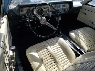 1966 Oldsmobile Cutlass z VIN 338676M337914, wystawiony jako Copart lot #77462934 z przebiegiem 66 826 mil mil oraz Szkody całkowita. Historia ofert i sprzedaży dostępna na DreamBid. Obrazek 8.
