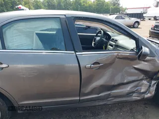 2012 Ford Fusion SE with VIN 3FAHP0HAXCR390109, listed as a IAAI auction lot 42470688 with 105,837 mi miles and . Bid and sale history available at DreamBid. Image 13.