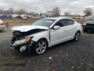 2015 Acura ILX Technology with VIN 19VDE1F77FE005508, listed as a Copart auction lot 47832555 with 135,313 mi miles and Salvage title. Bid and sale history available at DreamBid. Image 1.
