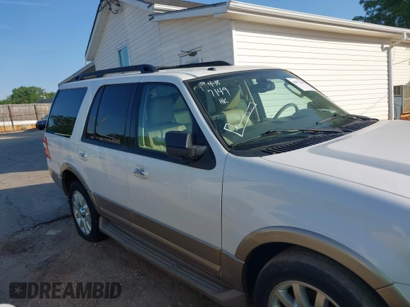 2011 Ford Expedition XLT z VIN 1FMJU1H54BEF17933, wystawiony jako IAAI lot #42077149 z przebiegiem 238 905 mil mil oraz . Historia ofert i sprzedaży dostępna na DreamBid. Obrazek 14.