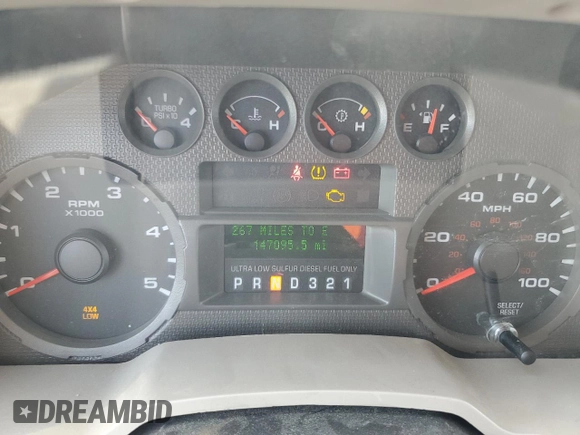 2009 Ford F-250 XL with VIN 1FTSW21R19EB22852, listed as a Copart auction lot 60052435 with 147,095 mi miles and Salvage title. Bid and sale history available at DreamBid. Image 9.