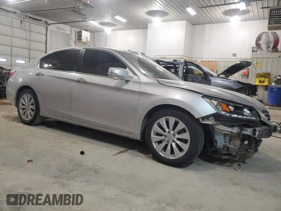 2015 Honda Accord EX-L с VIN 1HGCR2F86FA033827, выставлен на аукционе Copart как лот 89007255 с пробегом 205 834 миль миль и Списание • Salvage title. История ставок и продаж доступна на DreamBid. Изображение 4.