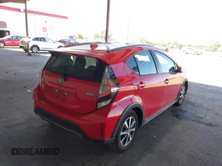 2018 Toyota Prius One z VIN JTDKDTB38J1616269, wystawiony jako IAAI lot #42233140 z przebiegiem 65 608 mil mil oraz . Historia ofert i sprzedaży dostępna na DreamBid. Obrazek 4.