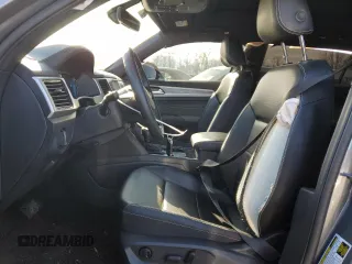 2022 Volkswagen Atlas SE z VIN 1V2JE2CA7NC225719, wystawiony jako Copart lot #83325534 z przebiegiem 48 858 mil mil oraz Szkoda całkowita • Salvage title. Historia ofert i sprzedaży dostępna na DreamBid. Obrazek 7.