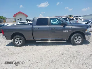 2019 Ram 1500 Big Horn z VIN 1C6RR7TT4KS516856, wystawiony jako IAAI lot #42479156 z przebiegiem 140 579 mil mil oraz . Historia ofert i sprzedaży dostępna na DreamBid. Obrazek 13.