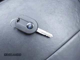 2011 Ford Escape Limited с VIN 1FMCU0E74BKA91963, выставлен на аукционе IAAI как лот 42737330 с пробегом 188 807 миль миль и . История ставок и продаж доступна на DreamBid. Изображение 11.