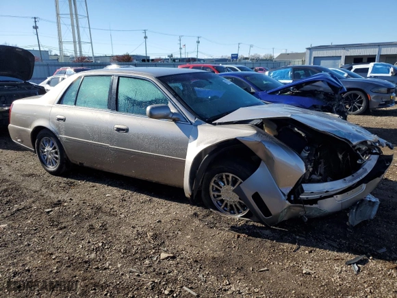 2003 Cadillac DeVille DHS with VIN 1G6KE57Y43U267581, listed as a Copart auction lot 81783904 with 0 mi miles and Salvage Title. Bid and sale history available at carsss.com. Image 4.