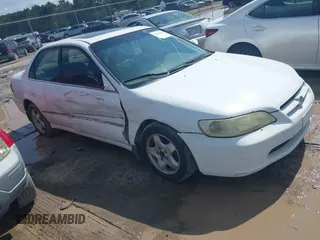 2000 Honda Accord EX with VIN 1HGCG1650YA054018, listed as a IAAI auction lot 42447628 with 454,630 mi miles and . Bid and sale history available at DreamBid. Image 1.