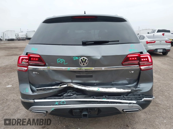 2020 Volkswagen Atlas SEL with VIN 1V2ER2CA6LC505201, listed as a IAAI auction lot 41335878 with 30,732 mi miles and . Bid and sale history available at DreamBid. Image 16.