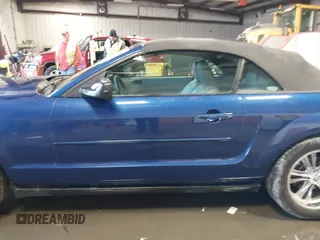 2006 Ford Mustang Standard with VIN 1ZVFT84N365217671, listed as a IAAI auction lot 41633515 with 80,637 mi miles and . Bid and sale history available at DreamBid. Image 15.