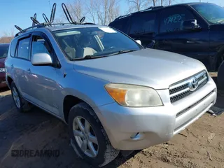 2006 Toyota RAV4 Limited with VIN JTMBK31V966006318, listed as a IAAI auction lot 41759309 with 205,614 mi miles. Bid and sale history available at carsss.com. Image 1.