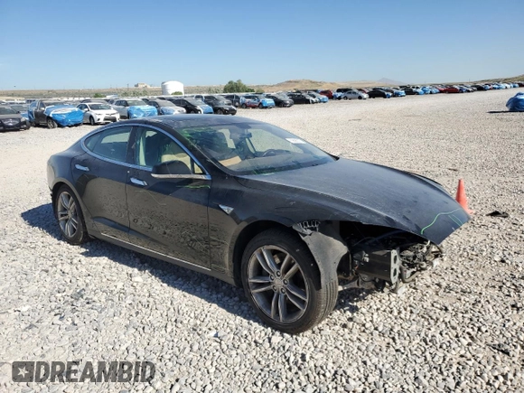2013 Tesla Model S with VIN 5YJSA1CG7DFP07432, listed as a Copart auction lot 59695375 with 180,037 mi miles and Salvage title. Bid and sale history available at DreamBid. Image 4.