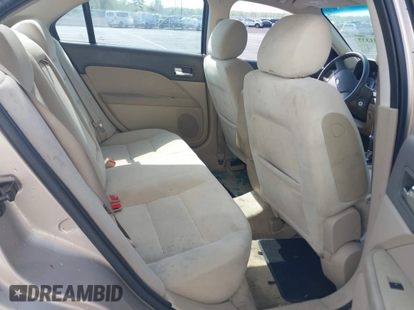 2007 Ford Fusion SE with VIN 3FAHP07197R260538, listed as a IAAI auction lot 41931335 with 160,417 mi miles. Bid and sale history available at carsss.com. Image 8.