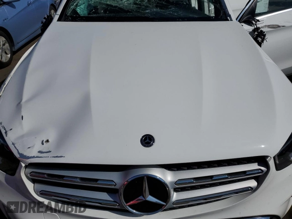 2020 Mercedes-Benz GLC 300 z VIN WDC0G8EB0LF715022, wystawiony jako Copart lot #54675145 z przebiegiem Nie podano mil oraz Czysty tytuł • Clean title. Historia ofert i sprzedaży dostępna na DreamBid. Obrazek 12.