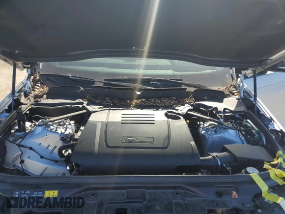 2024 Land Rover Discovery with VIN SALRL2EXXR2491493, listed as a Copart auction lot 73174074 with 850 mi miles and Salvage Title. Bid and sale history available at DreamBid. Image 12.