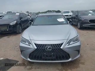 2022 Lexus ES 350 с VIN 58ADZ1B1XNU125658, выставлен на аукционе IAAI как лот 42380035 с пробегом 48 518 миль миль и . История ставок и продаж доступна на DreamBid. Изображение 12.
