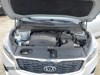 2019 Kia Sorento LX V6 with VIN 5XYPG4A5XKG489337, listed as a IAAI auction lot 41848949 with 101,510 mi miles. Bid and sale history available at carsss.com. Image 10.