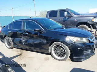 2013 Honda Accord LX z VIN 1HGCR2F34DA063328, wystawiony jako IAAI lot #41851912 z przebiegiem 152 014 mil mil oraz . Historia ofert i sprzedaży dostępna na DreamBid. Obrazek 13.
