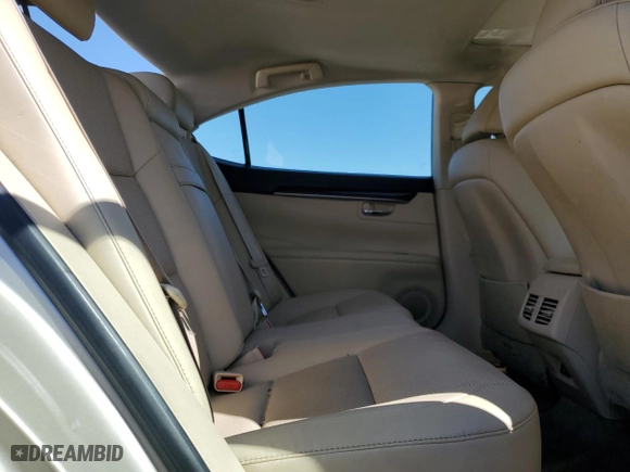 2014 Lexus ES 350 with VIN JTHBK1GG8E2149441, listed as a Copart auction lot 49996915 with 189,410 mi miles and Salvage Title. Bid and sale history available at carsss.com. Image 10.