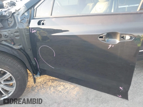 2019 Cadillac XT5 Luxury FWD with VIN 1GYKNCRS6KZ253400, listed as a IAAI auction lot 41984279 with 55,412 mi miles and . Bid and sale history available at DreamBid. Image 19.
