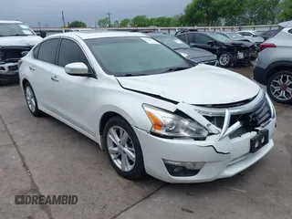 2015 Nissan Altima S with VIN 1N4AL3AP4FN309576, listed as a IAAI auction lot 41924345 with 163,124 mi miles and . Bid and sale history available at DreamBid. Image 1.