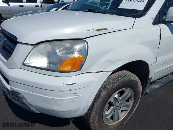 2003 Honda Pilot EX with VIN 2HKYF18693H511343, listed as a IAAI auction lot 41833640 with 300,640 mi miles. Bid and sale history available at carsss.com. Image 6.