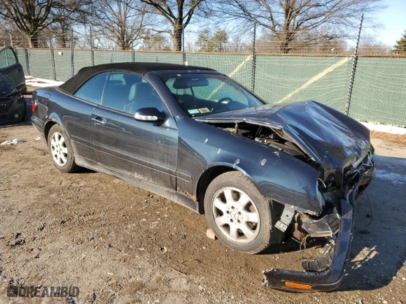2002 Mercedes-Benz CLK-Class with VIN WDBLK65G42T110338, listed as a Copart auction lot 88675525 with 167,677 mi miles and Salvage Title. Bid and sale history available at carsss.com. Image 4.