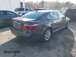2008 Lexus LS LWB with VIN JTHGL46F885028568, listed as a IAAI auction lot 41615838 with 225,793 mi miles. Bid and sale history available at carsss.com. Image 6.