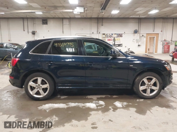 2011 Audi Q5 3.2L Premium Plus with VIN WA1DKAFP4BA028879, listed as a IAAI auction lot 41864795 with 161,288 mi miles. Bid and sale history available at carsss.com. Image 14.