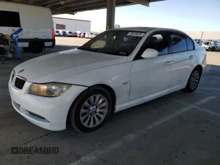 2009 BMW 3 Series 328i z VIN WBAPH57589NL80272, wystawiony jako Copart lot #46929235 z przebiegiem 173 112 mil mil oraz Szkoda całkowita • Salvage title. Historia ofert i sprzedaży dostępna na DreamBid. Obrazek 1.