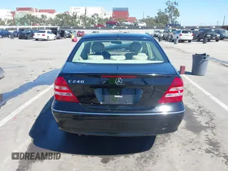 2005 Mercedes-Benz C 240 with VIN WDBRF61J15F622903, listed as a IAAI auction lot 41814269 with 60,841 mi miles and . Bid and sale history available at DreamBid. Image 16.