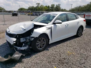 2020 Kia Optima LX with VIN 5XXGT4L32LG434054, listed as a Copart auction lot 48946115 with 68,433 mi miles and Non Repairable. Bid and sale history available at carsss.com. Image 1.