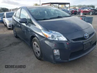2011 Toyota Prius I with VIN JTDKN3DU2B1386328, listed as a IAAI auction lot 41598572 with 229,231 mi miles. Bid and sale history available at carsss.com. Image 1.