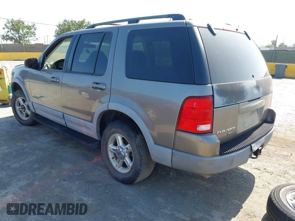 2002 Ford Explorer XLT with VIN 1FMZU73E82ZB66773, listed as a IAAI auction lot 42498346 with 154,790 mi miles and . Bid and sale history available at DreamBid. Image 3.