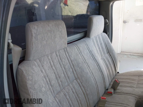 2004 Toyota Tacoma with VIN 5TENL42N44Z431346, listed as a IAAI auction lot 42040684 with 222,798 mi miles and . Bid and sale history available at DreamBid. Image 8.