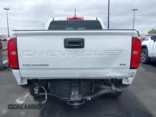 2022 Chevrolet Colorado 2WD LT с VIN 1GCGSCEN7N1211406, выставлен на аукционе IAAI как лот 42118311 с пробегом 53 176 миль миль и . История ставок и продаж доступна на DreamBid. Изображение 17.