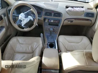 2001 Volvo V70 with VIN YV1SZ58D911021115, listed as a Copart auction lot 42342435 with 219,979 mi miles and Non Repairable. Bid and sale history available at carsss.com. Image 8.