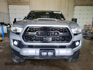2020 Toyota Tacoma SR5 z VIN 5TFCZ5AN7LX222217, wystawiony jako Copart lot #45892765 z przebiegiem 79 098 mil mil oraz Szkoda całkowita • Salvage title. Historia ofert i sprzedaży dostępna na DreamBid. Obrazek 5.
