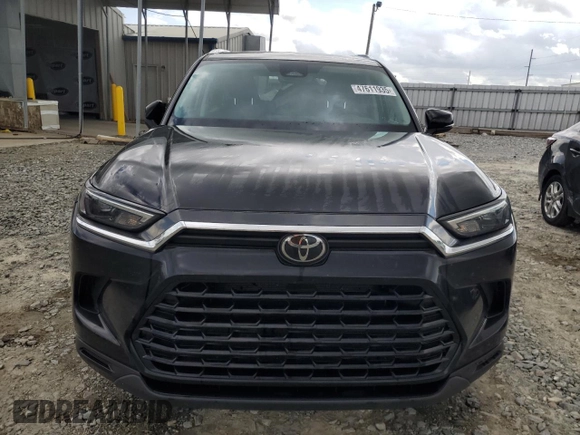 2024 Toyota Grand Highlander XLE with VIN 5TDAAAA57RS016059, listed as a Copart auction lot 47611935 with 19,444 mi miles and Salvage Title. Bid and sale history available at carsss.com. Image 5.