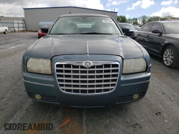 2006 Chrysler 300 Touring z VIN 2C3KA53G66H405462, wystawiony jako Copart lot #55913485 z przebiegiem 138 369 mil mil oraz Szkoda całkowita • Salvage title. Historia ofert i sprzedaży dostępna na DreamBid. Obrazek 5.