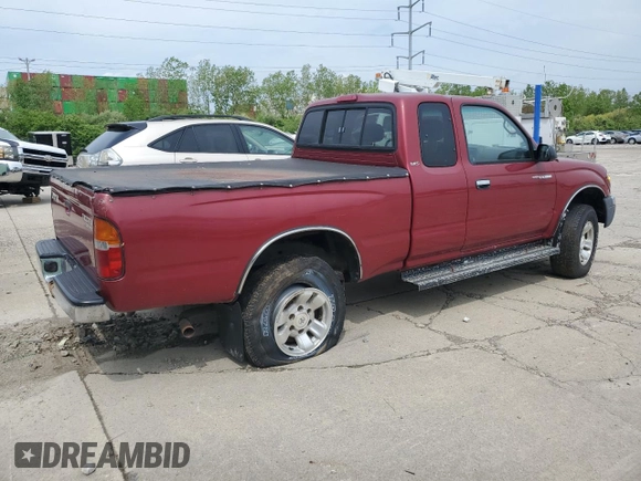 2000 Toyota Tacoma PreRunner with VIN 4TASM92N6YZ598060, listed as a Copart auction lot 55095835 with 151,422 mi miles and Clean title. Bid and sale history available at DreamBid. Image 3.