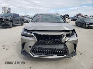 2024 Lexus NX 250 Premium с VIN 2T2GDCAZ0RC008356, выставлен на аукционе Copart как лот 87686115 с пробегом 23 050 миль миль и Списание • Salvage title. История ставок и продаж доступна на DreamBid. Изображение 5.