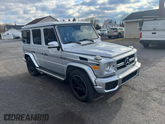 2014 Mercedes-Benz G 63 AMG with VIN WDCYC7DF0EX224010, listed as a Copart auction lot 85032124 with 147,057 mi miles and Clean title. Bid and sale history available at DreamBid. Image 4.