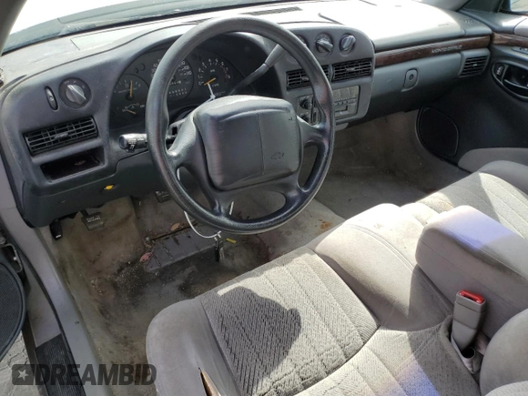1995 Chevrolet Monte Carlo LS z VIN 2G1WW12M6S9202177, wystawiony jako Copart lot #56242935 z przebiegiem 120 693 mil mil oraz Szkoda całkowita • Salvage title. Historia ofert i sprzedaży dostępna na DreamBid. Obrazek 8.