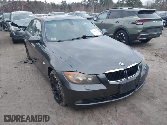 2006 BMW 3 Series 325xi with VIN WBAVD13556KV13312, listed as a IAAI auction lot 41781117 with 177,569 mi miles. Bid and sale history available at carsss.com. Image 1.