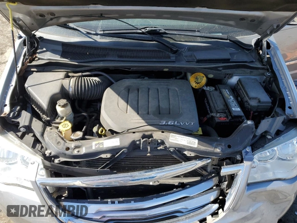 2015 Chrysler Town & Country Touring L with VIN 2C4RC1CG8FR561865, listed as a Copart auction lot 53851285 with 113,366 mi miles and Clean Title. Bid and sale history available at DreamBid. Image 12.