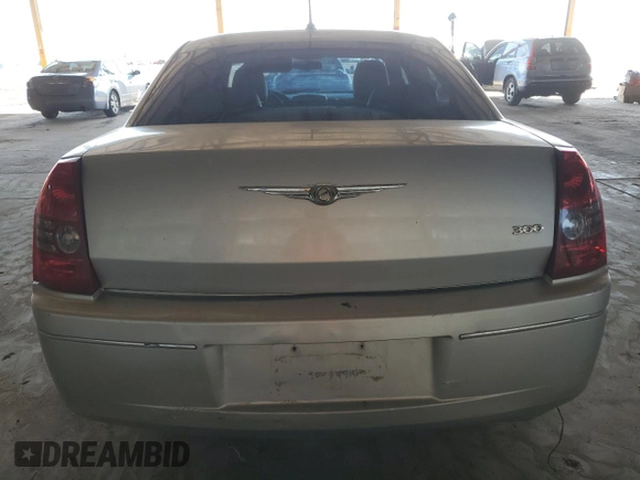 2008 Chrysler 300 Touring with VIN 2C3KA53G08H329529, listed as a Copart auction lot 71987844 with 178,929 mi miles and Salvage Title. Bid and sale history available at carsss.com. Image 6.