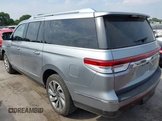 2023 Lincoln Navigator Reserve z VIN 5LMJJ3LG4PEL12405, wystawiony jako IAAI lot #42275219 z przebiegiem 55 394 mil mil oraz . Historia ofert i sprzedaży dostępna na DreamBid. Obrazek 3.