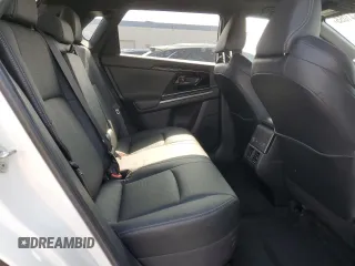 2023 Subaru Solterra Premium с VIN JTMABABA4PA011842, выставлен на аукционе Copart как лот 60541055 с пробегом 11 229 миль миль и Списание • Salvage title. История ставок и продаж доступна на DreamBid. Изображение 10.